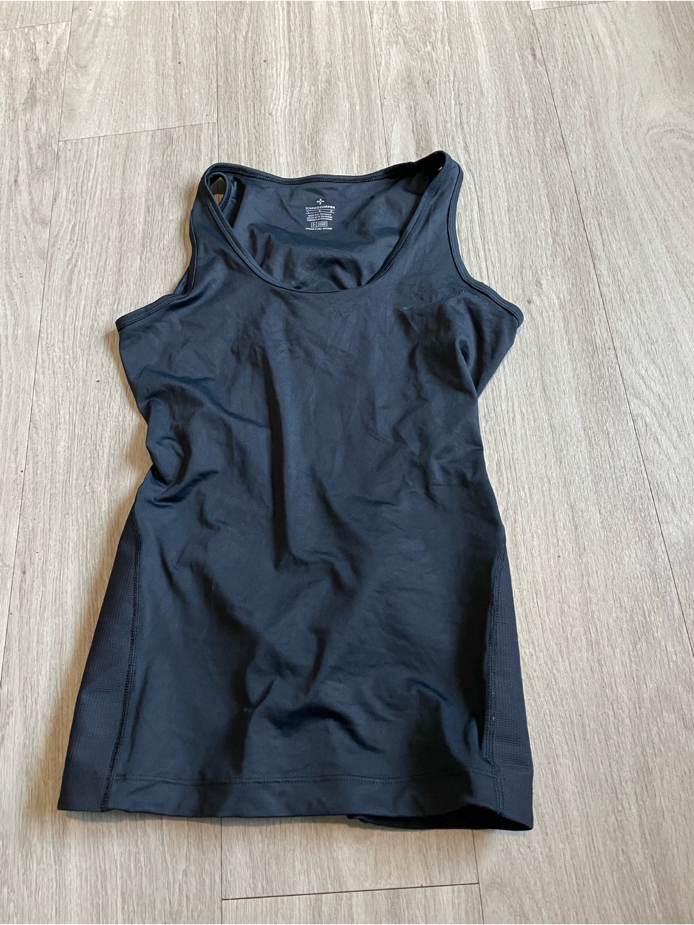 Women’s Black Racerback Tank Top — Stretch Performance Layer